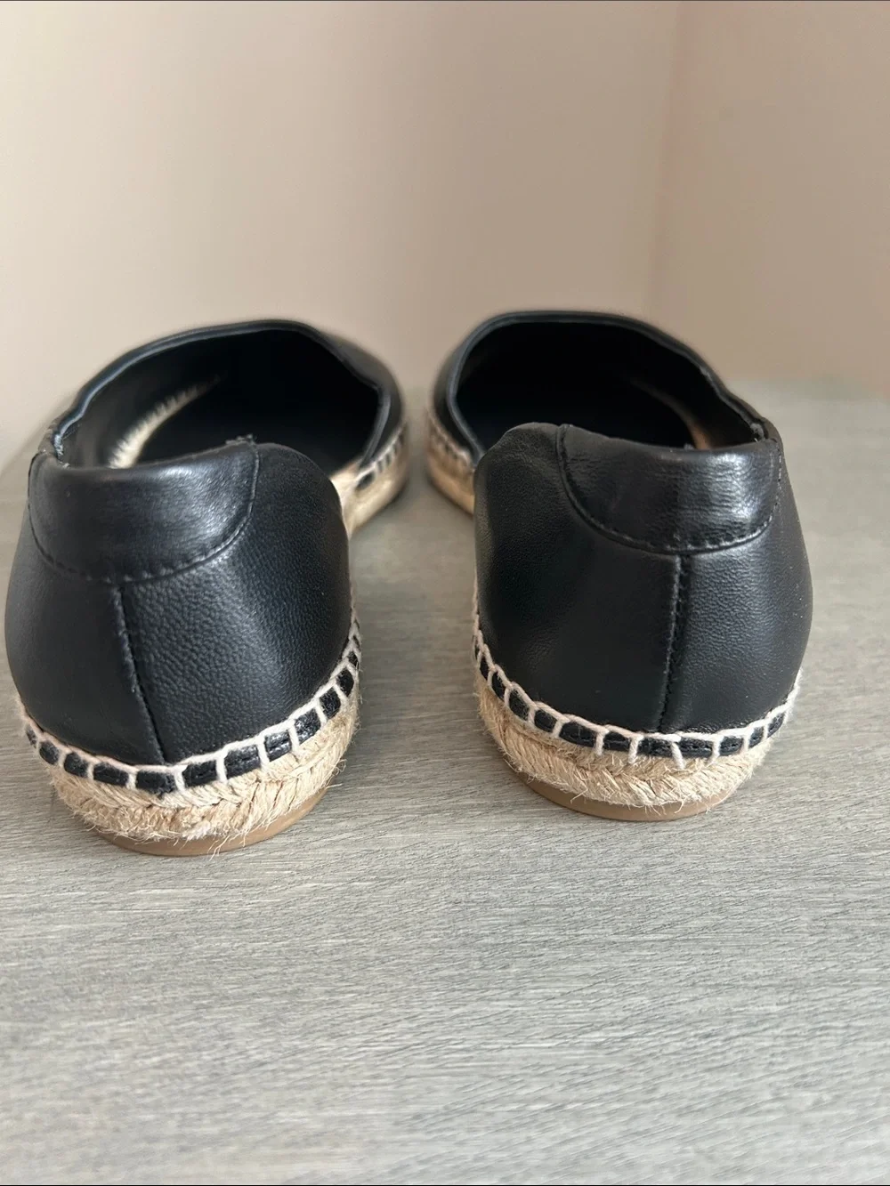 NWOB Vince Black Leather Pointed Toe Espadrille Flats Size 6 Made in Spain